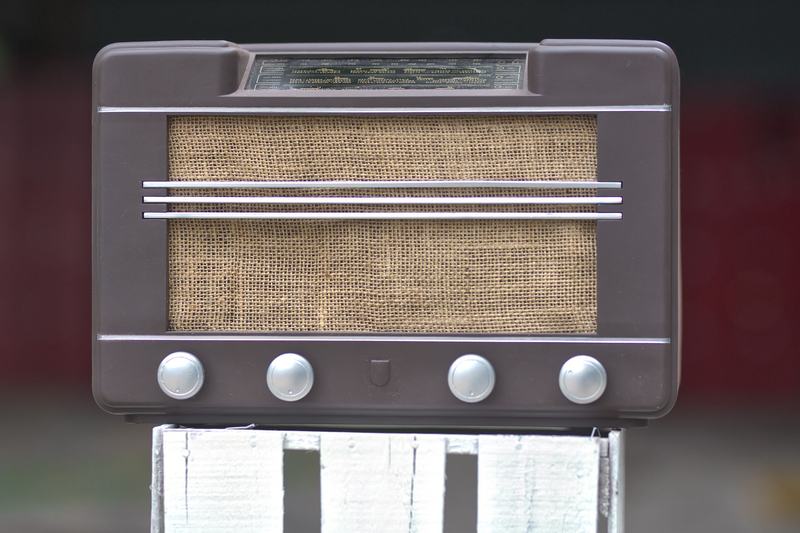 Vintage tabletop radio receiver